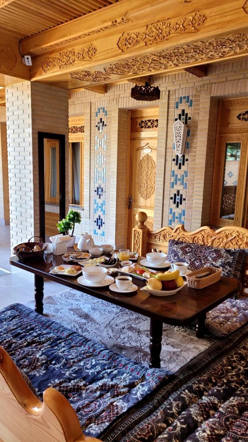 Hanifa Boutique Samarkand Eksteriør billede